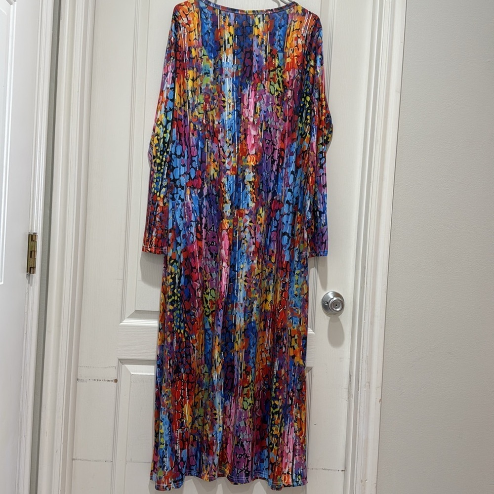 Dress/Robe/Nightgown - Picture 2 of 5